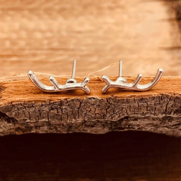 Dainty Silver Reindeer Antler Earrings - Picture 4 of 6
